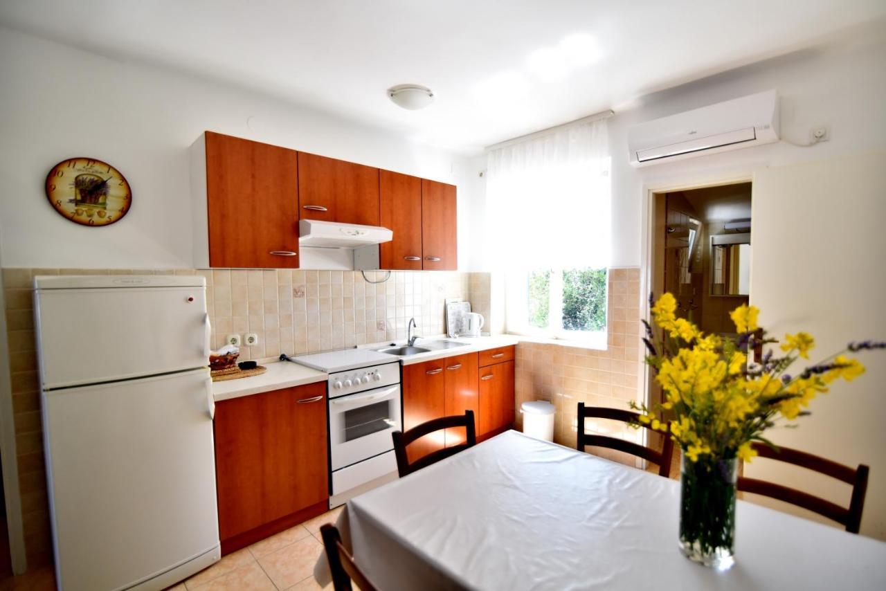 Apartmani Badurina - Crnika Lun  Bagian luar foto